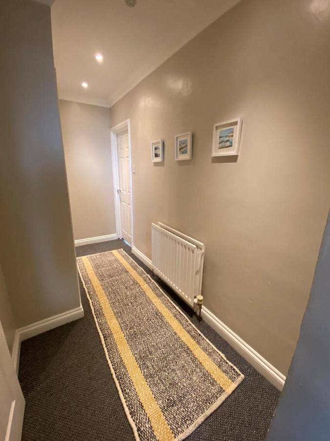Crofton House Garden Apartment ライド エクステリア 写真
